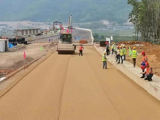 湾岭镇路基工程